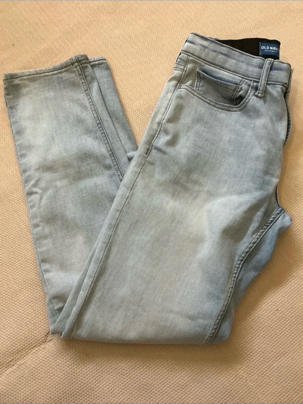 Old Navy Men's Slim Jeans in Light Gray Wash